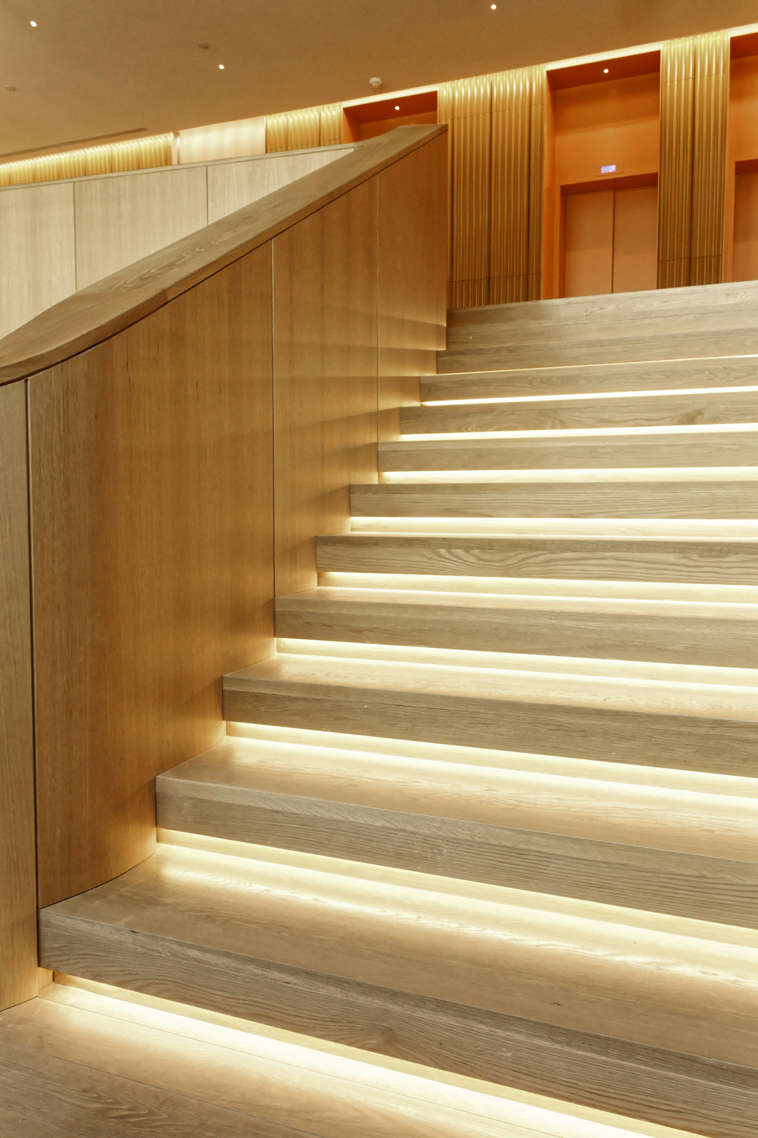 _1_Hotel_LumenLX_escadaria7