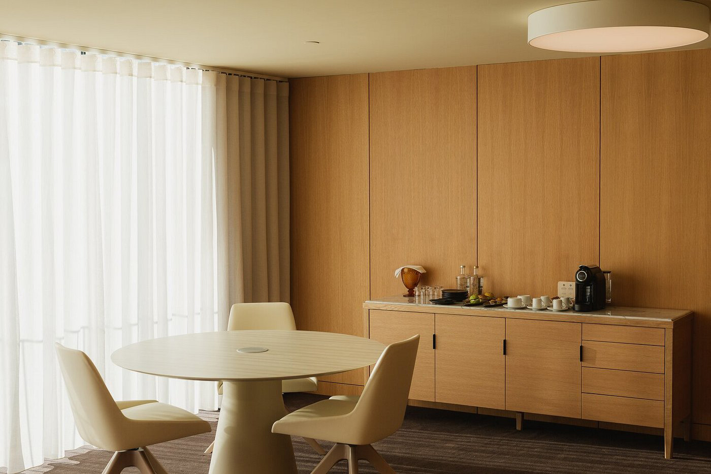 _3_Hotel_LumenLX_lounge2